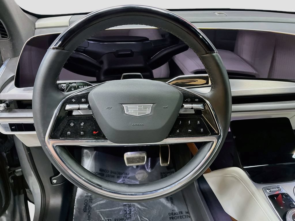 Used 2026 Cadillac Vistiq Luxury AWD/4WD image 11