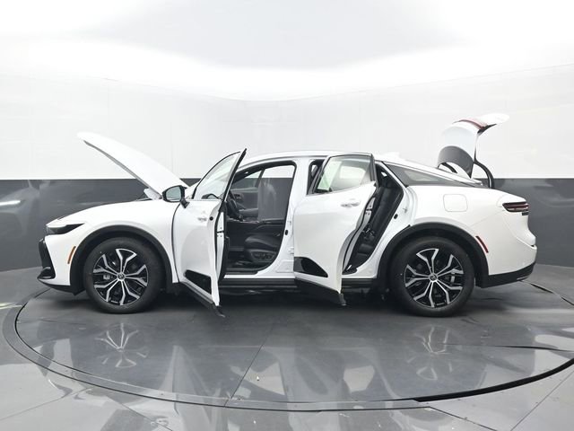 Used 2026 Toyota Crown Limited image 32