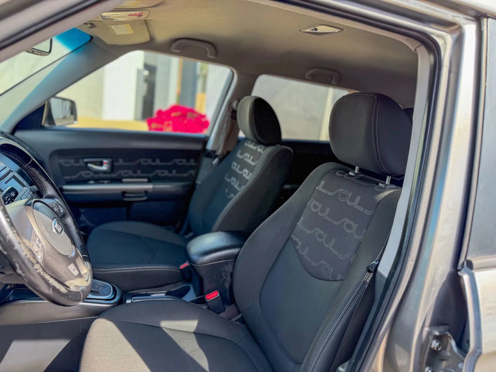 Used 2013 Kia Soul + image 7