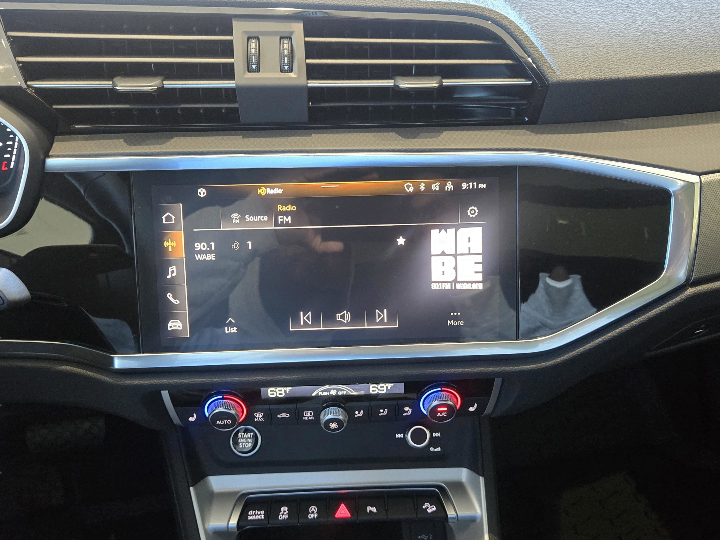 New 2025 Audi Q3 2.0T Premium image 21