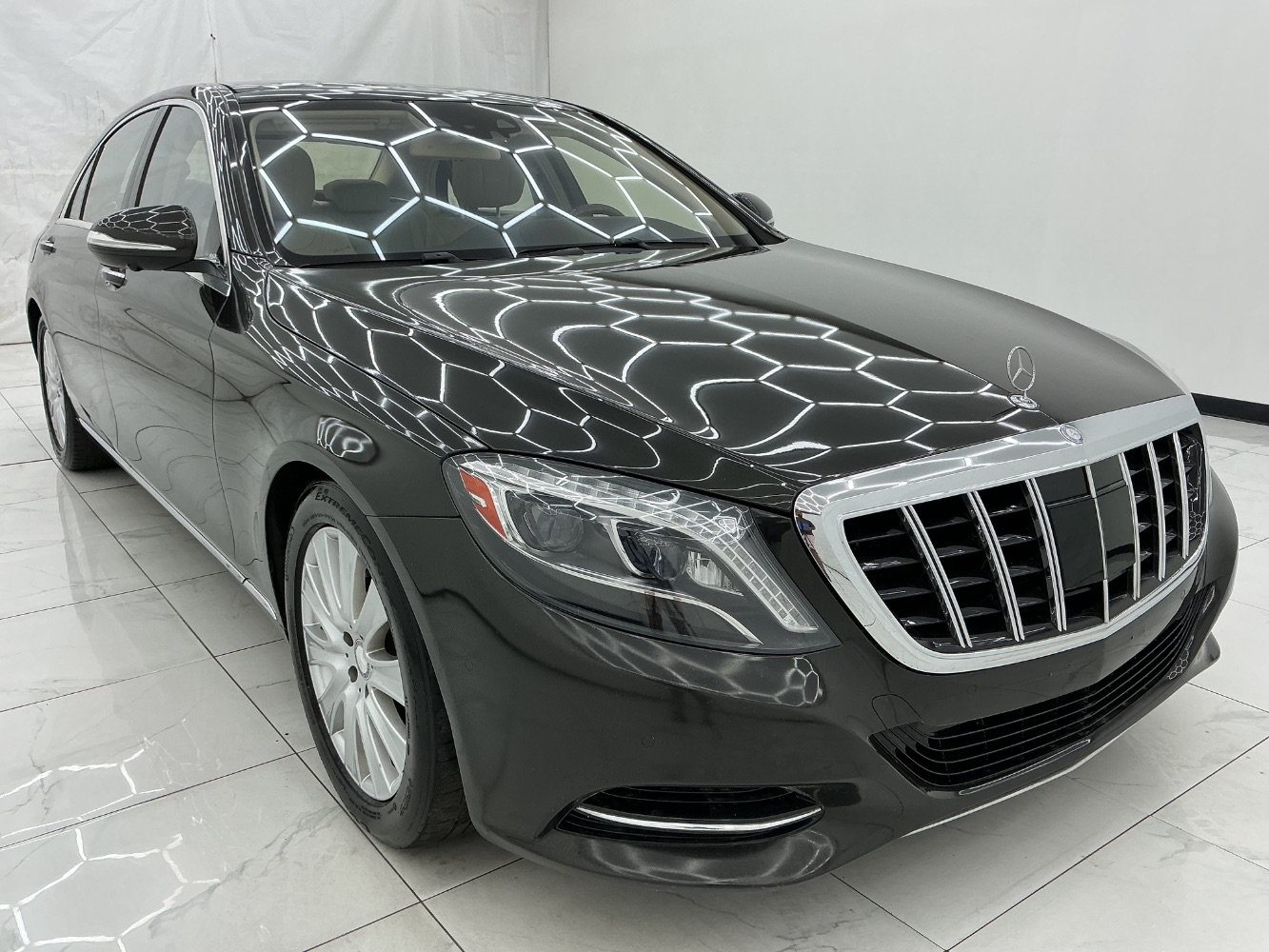 Used 2015 Mercedes-Benz S 550 4MATIC Sedan image 3