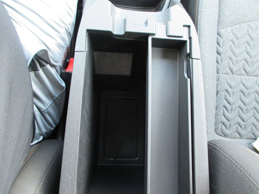 Used 2024 Chevrolet Equinox LT w/ LPO, Floor Liner Package FWD image 27