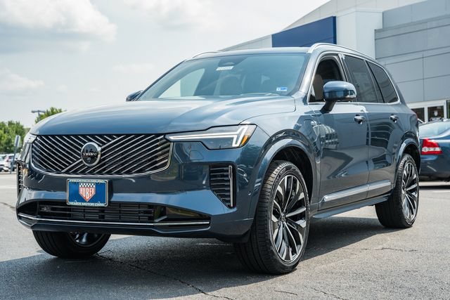 New 2026 Volvo XC90 T8 Ultra w/ Protection Package Premier AWD/4WD image 3