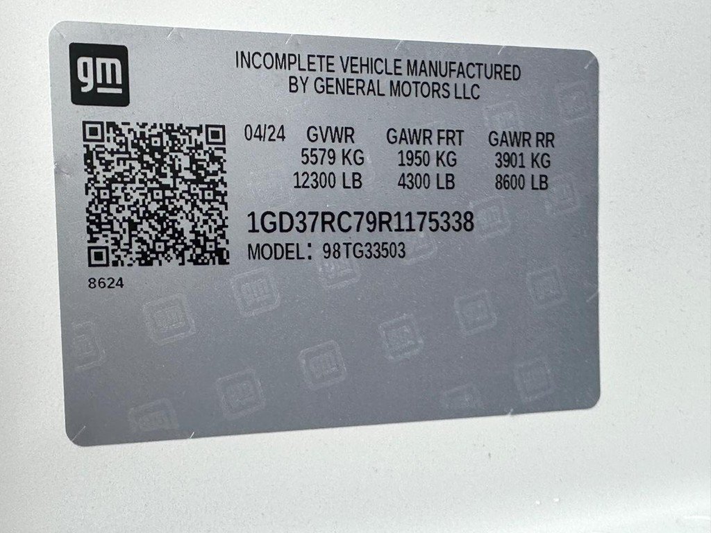 New 2024 GMC Savana 3500 w/ Power Convenience Package RWD image 16