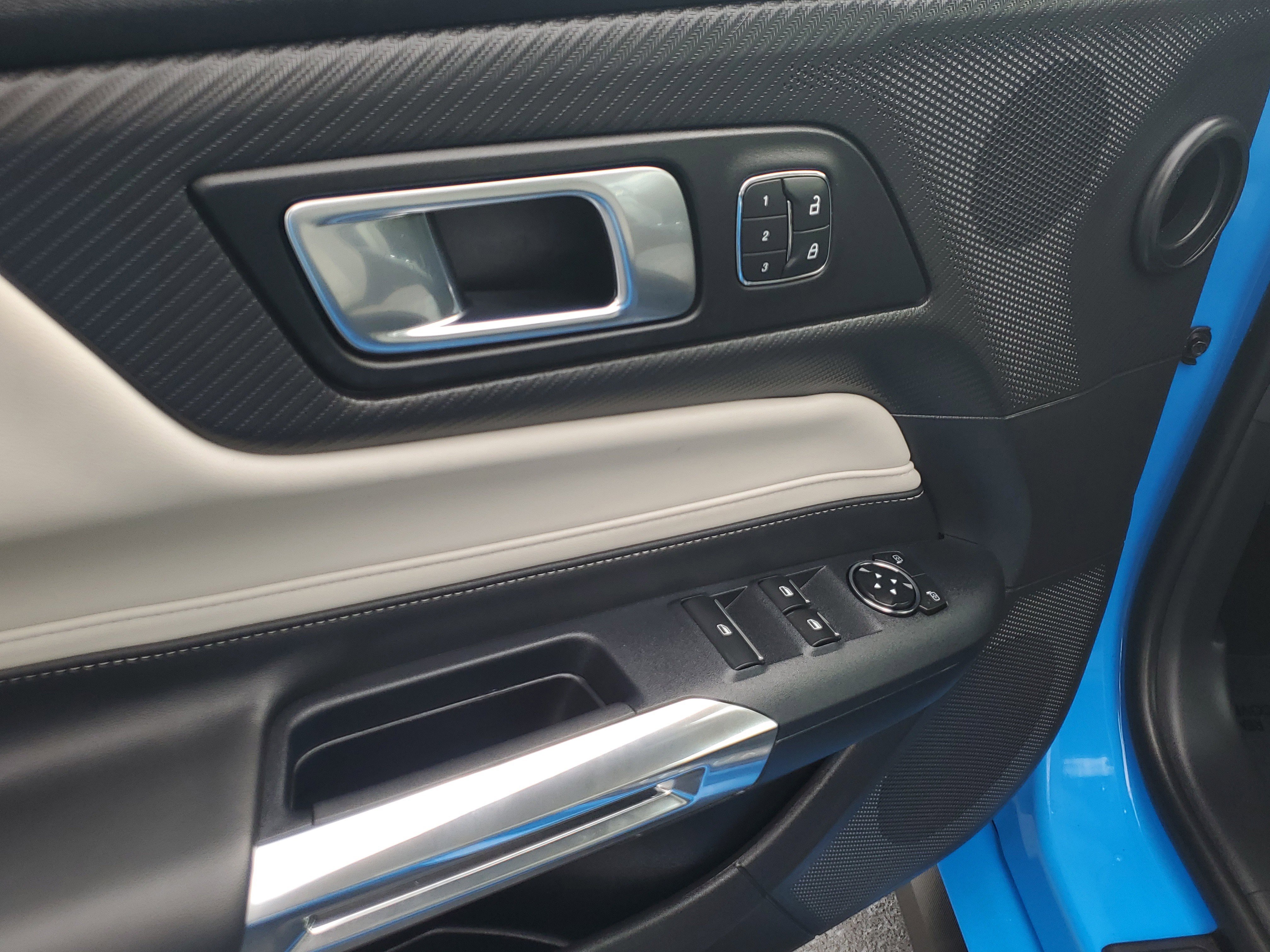 Certified 2025 Ford Mustang Premium image 13