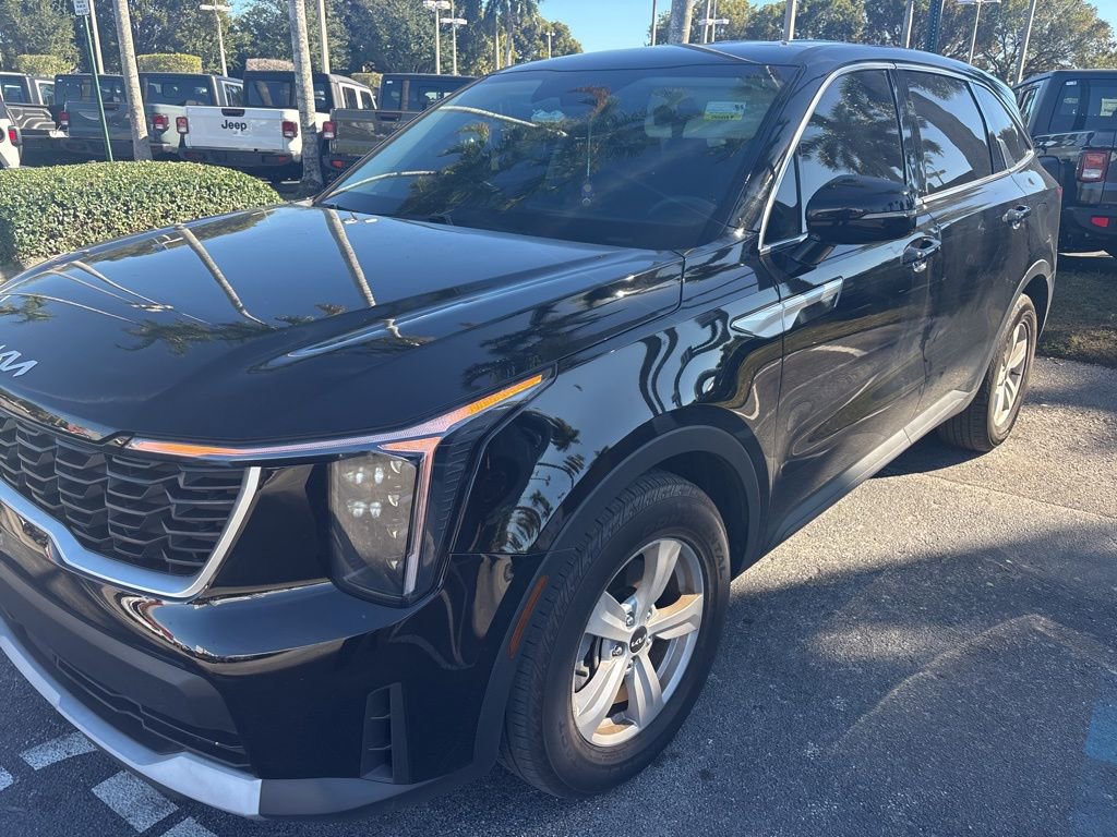 Used 2024 Kia Sorento LX