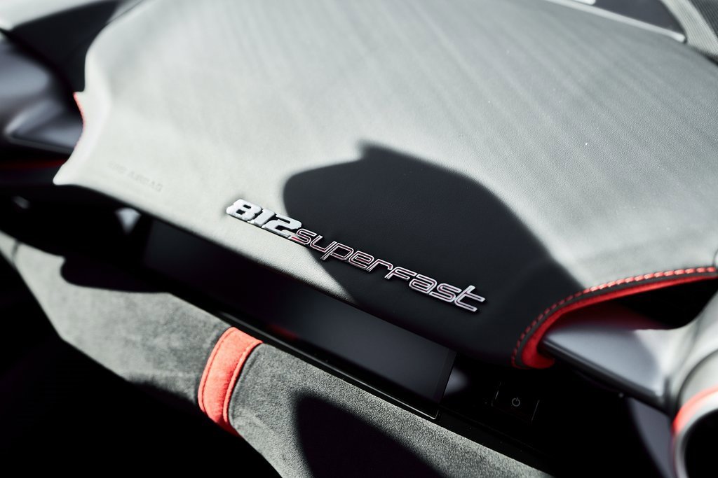 Used 2018 Ferrari 812 Superfast image 42