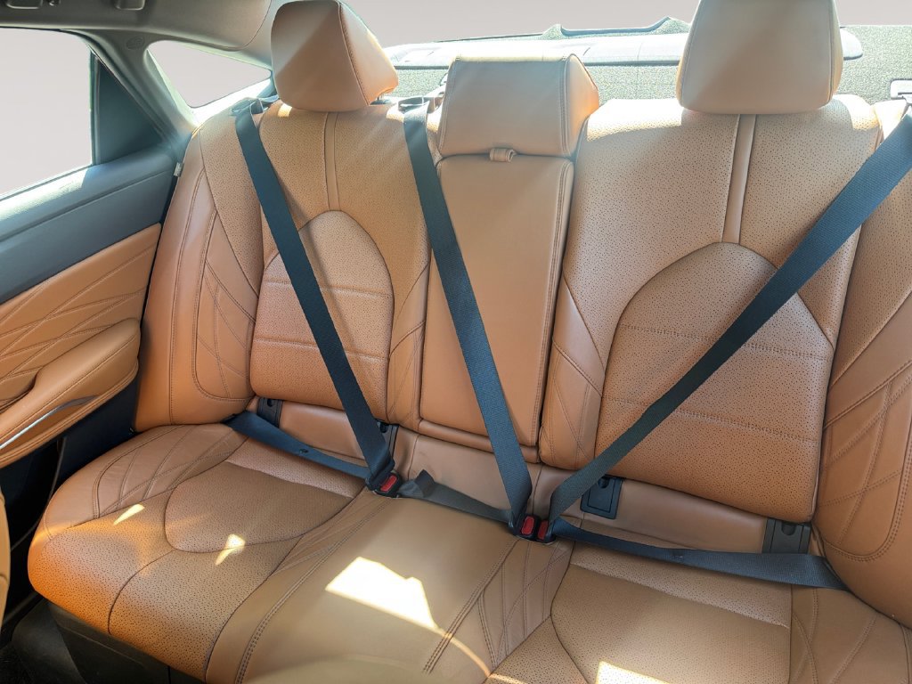 Used 2020 Toyota Avalon Limited w/ Advanced Safety Package FWD image 13