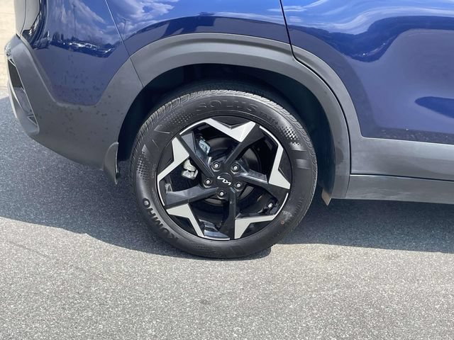 Certified 2024 Kia Seltos EX FWD image 7