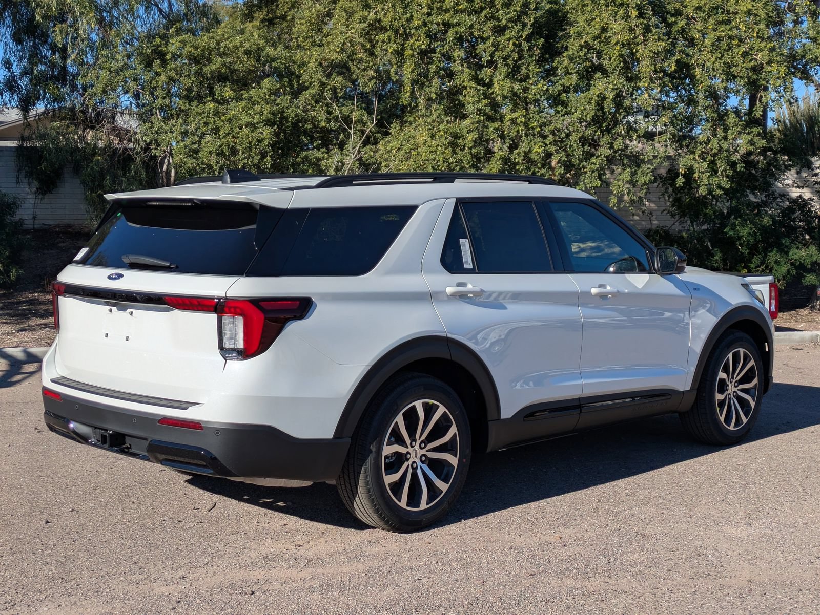 New 2026 Ford Explorer ST-Line RWD image 7