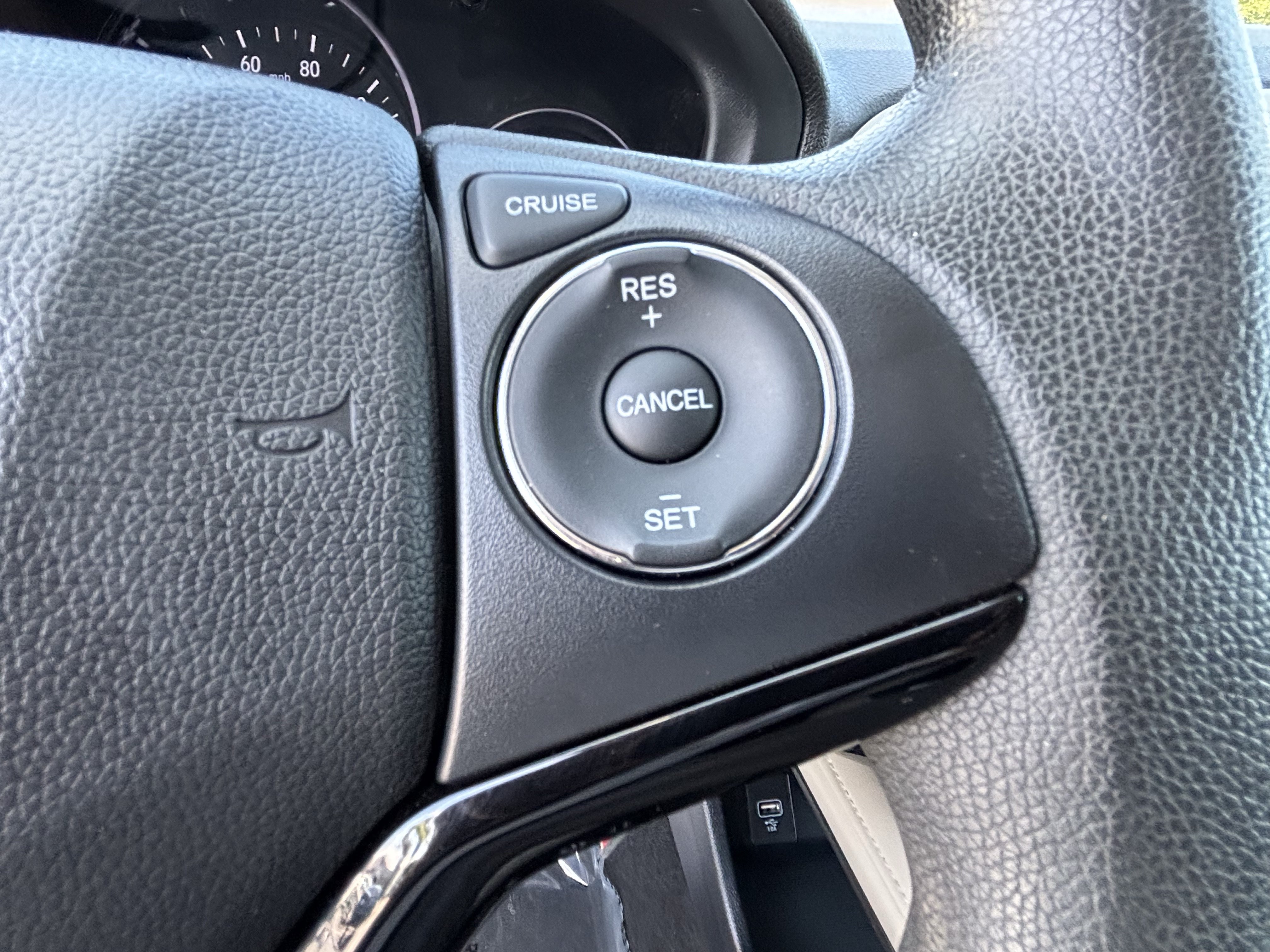Used 2022 Honda HR-V LX image 26
