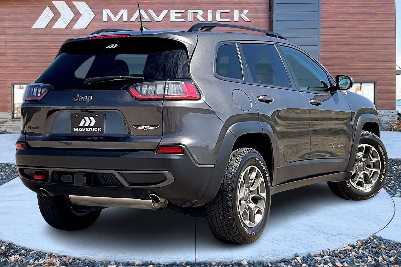 Used 2022 Jeep Cherokee Trailhawk w/ Sun, Sound & Nav Group image 5