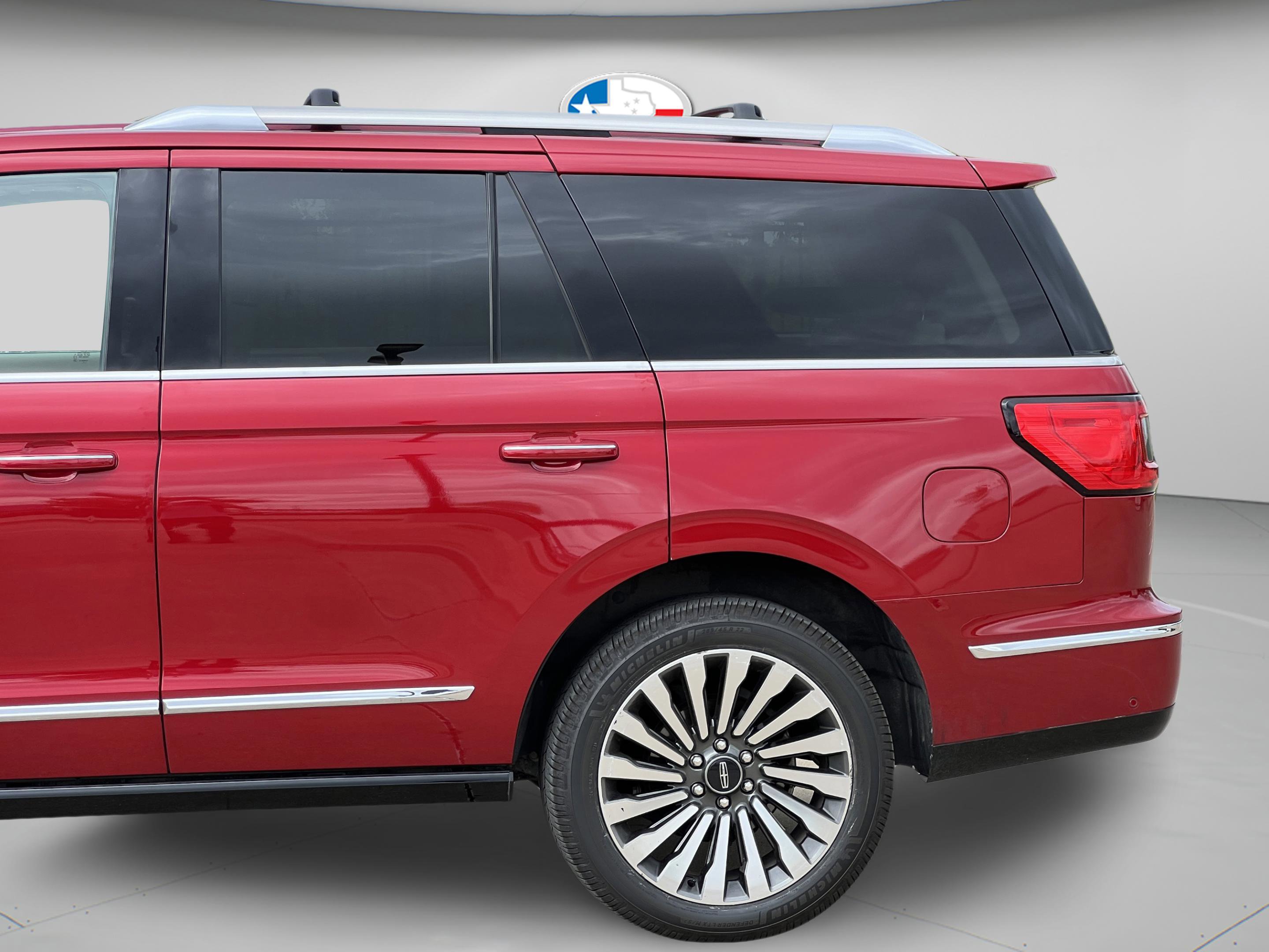 Used 2020 Lincoln Navigator Reserve w/ Luxury Package image 13