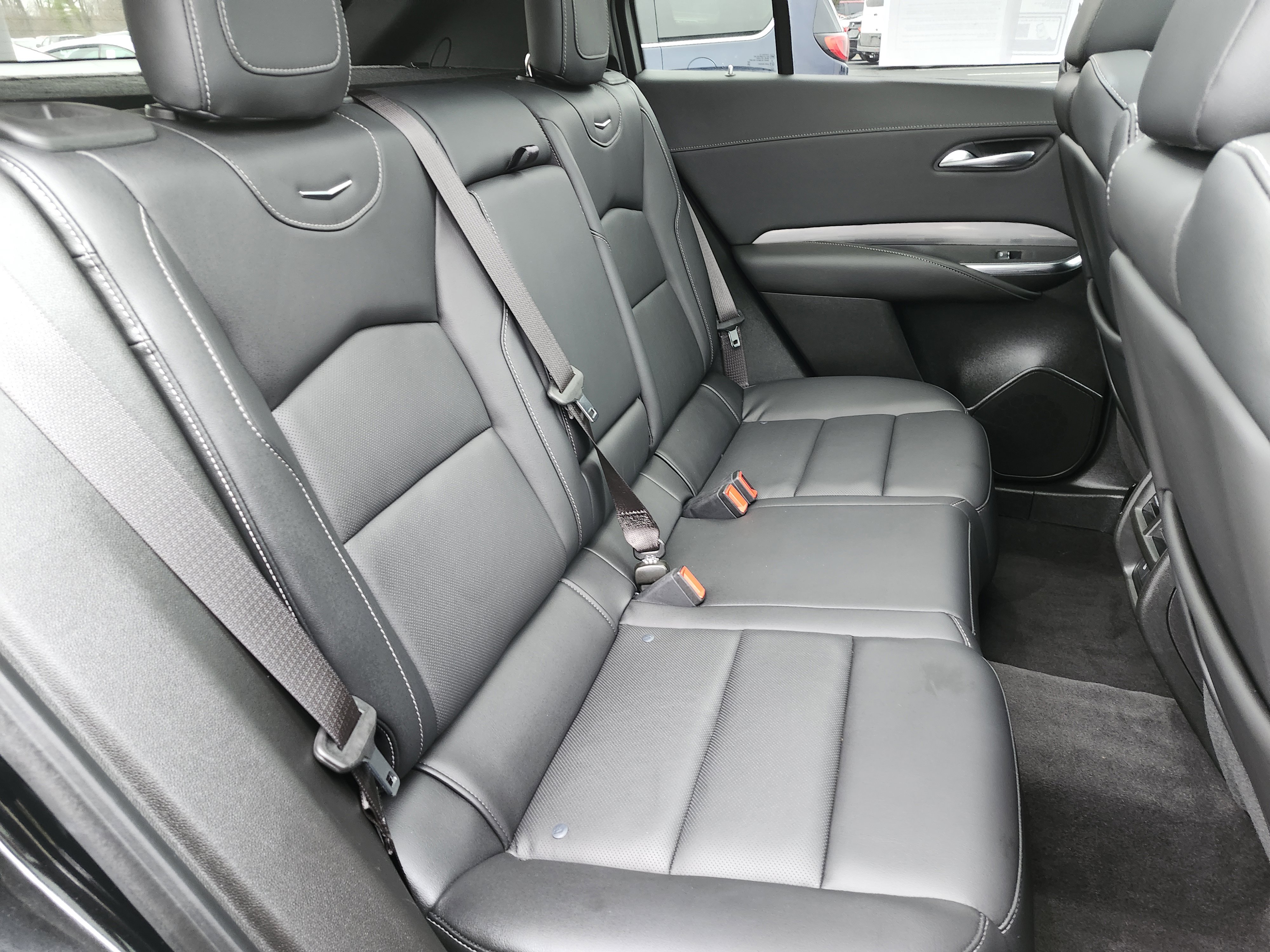 Used 2024 Cadillac XT4 Premium Luxury image 24