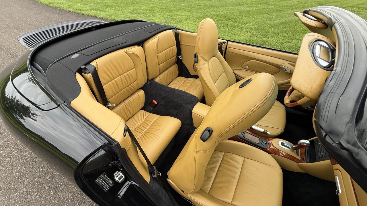 Used 2003 Porsche 911 Carrera RWD image 29