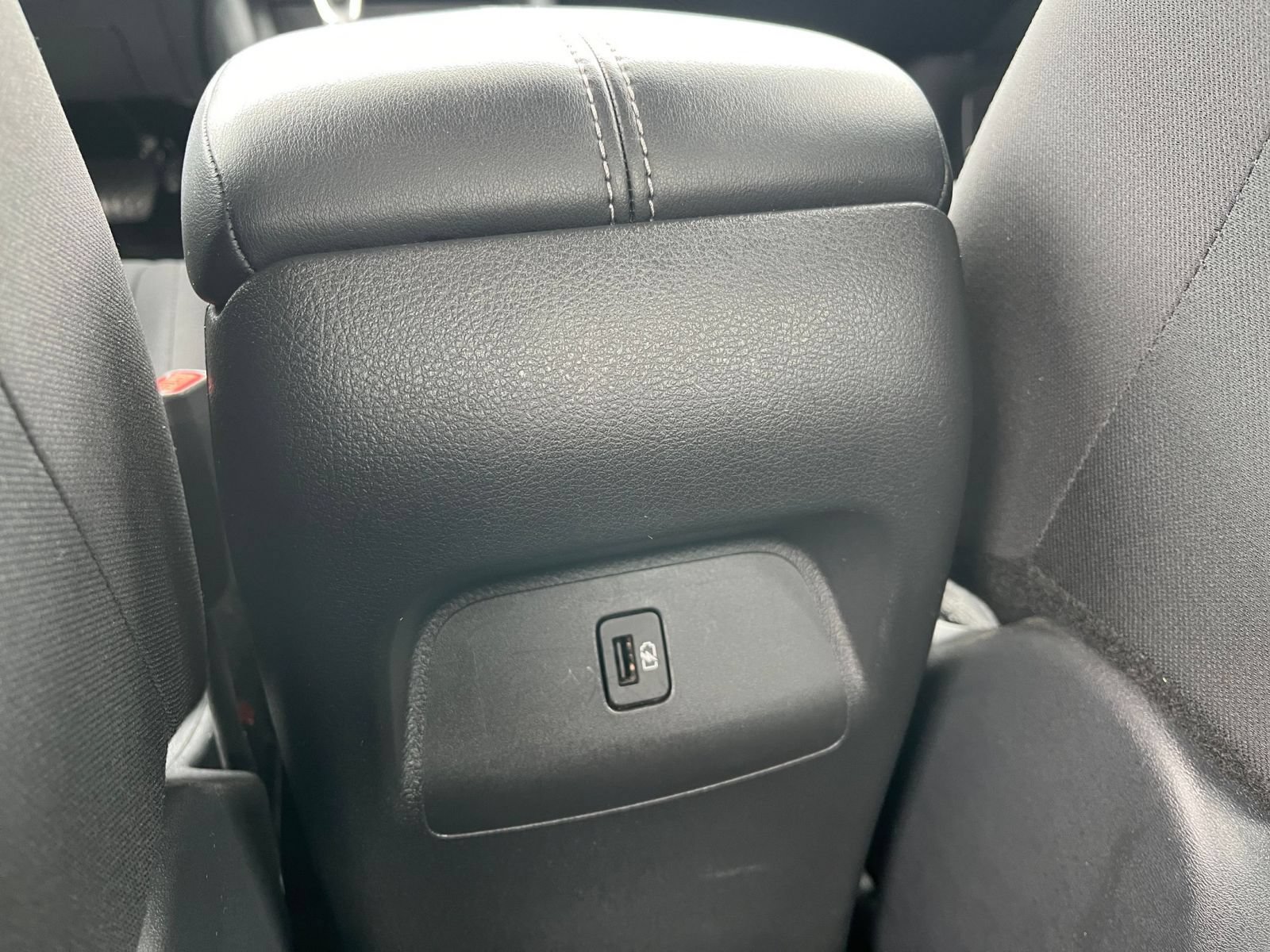 Used 2025 Nissan Sentra SV FWD image 19