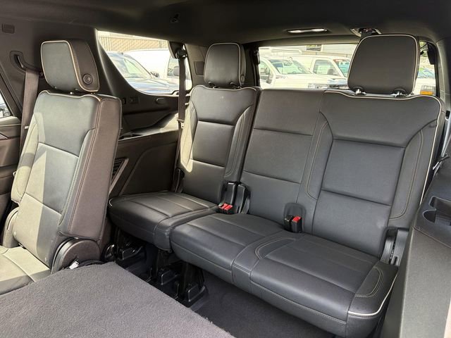 Used 2024 GMC Yukon SLT RWD image 42