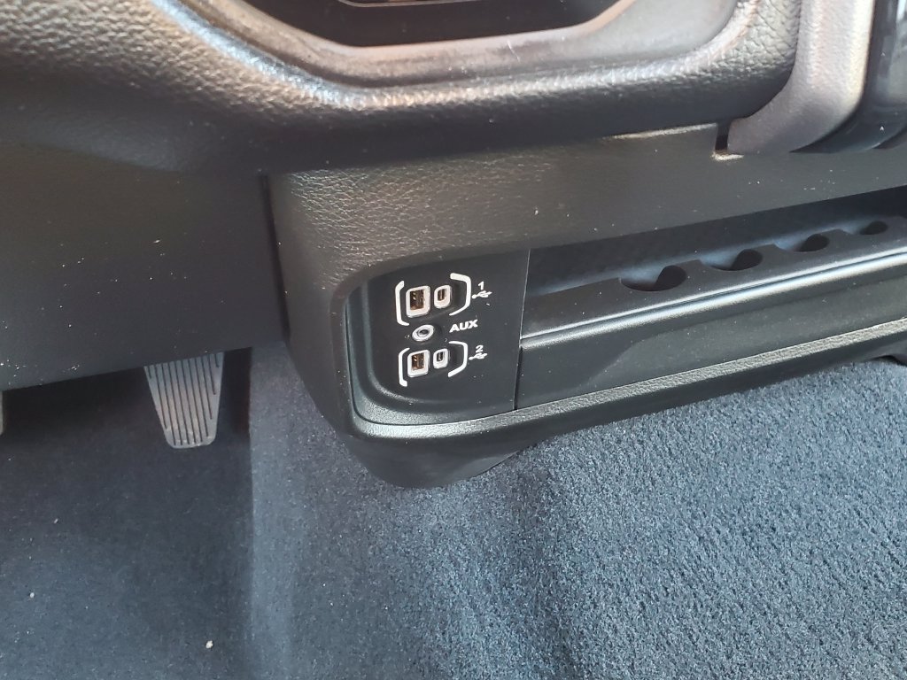 Used 2026 RAM 2500 Big Horn AWD/4WD image 28