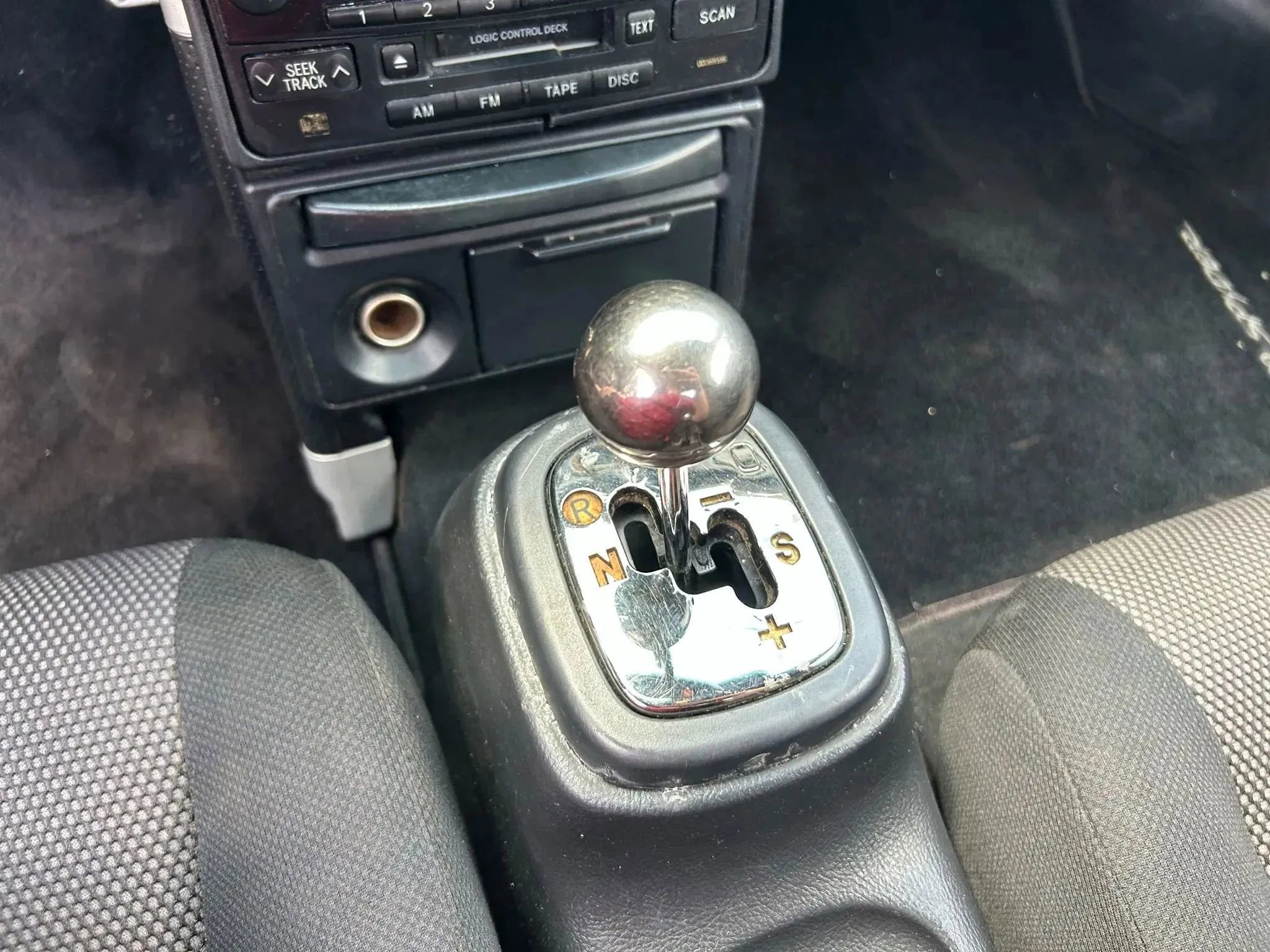 Used 2003 Toyota MR2 image 20