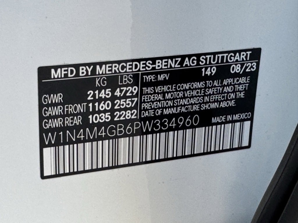 Used 2023 Mercedes-Benz GLB 250 image 34