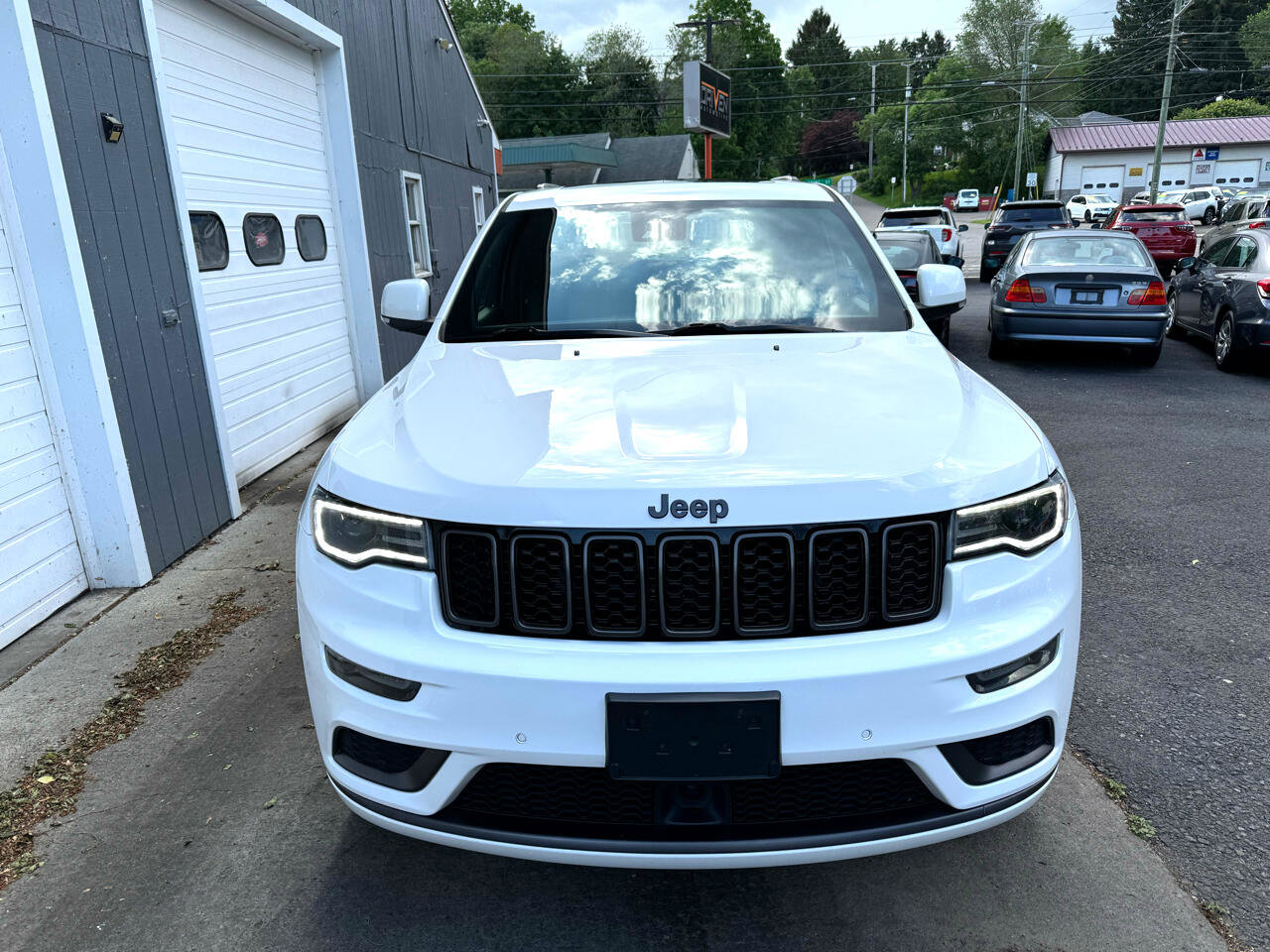 Used 2020 Jeep Grand Cherokee High Altitude image 2