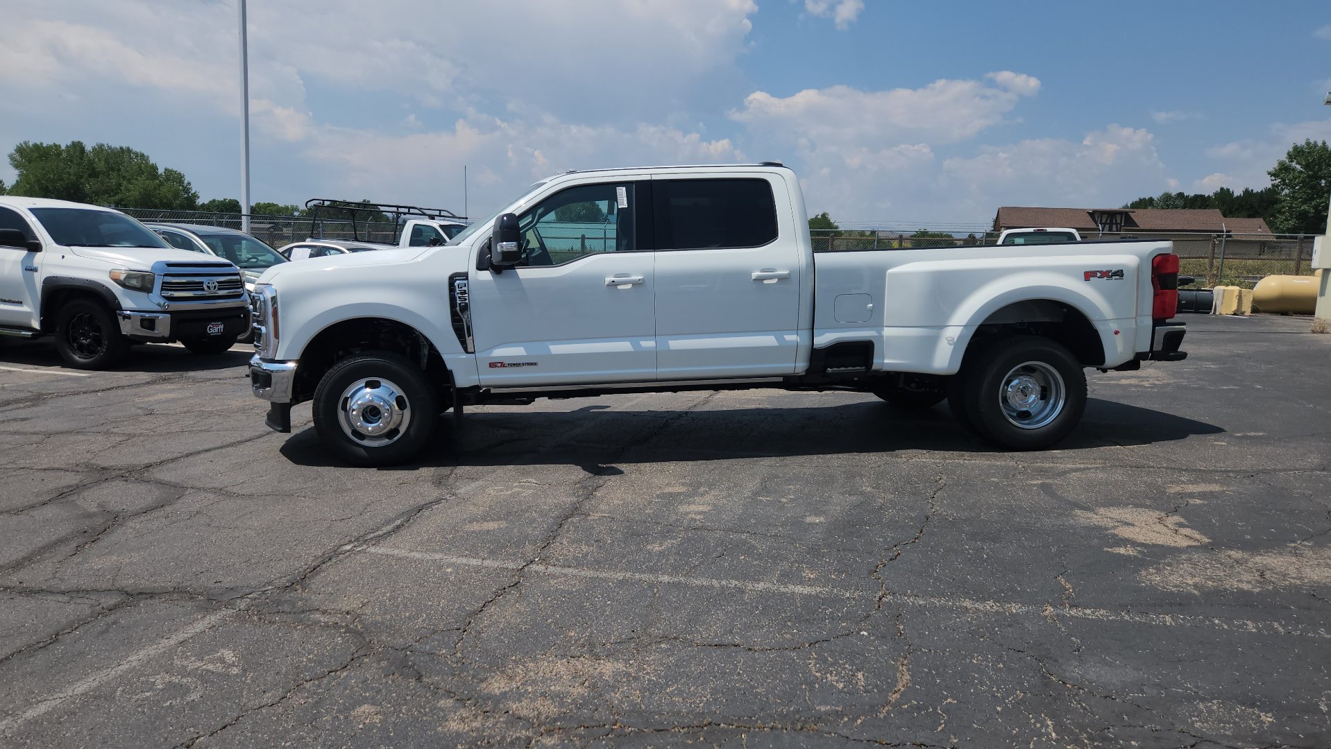 New 2026 Ford F350 Lariat w/ Lariat Ultimate Package AWD/4WD image 3