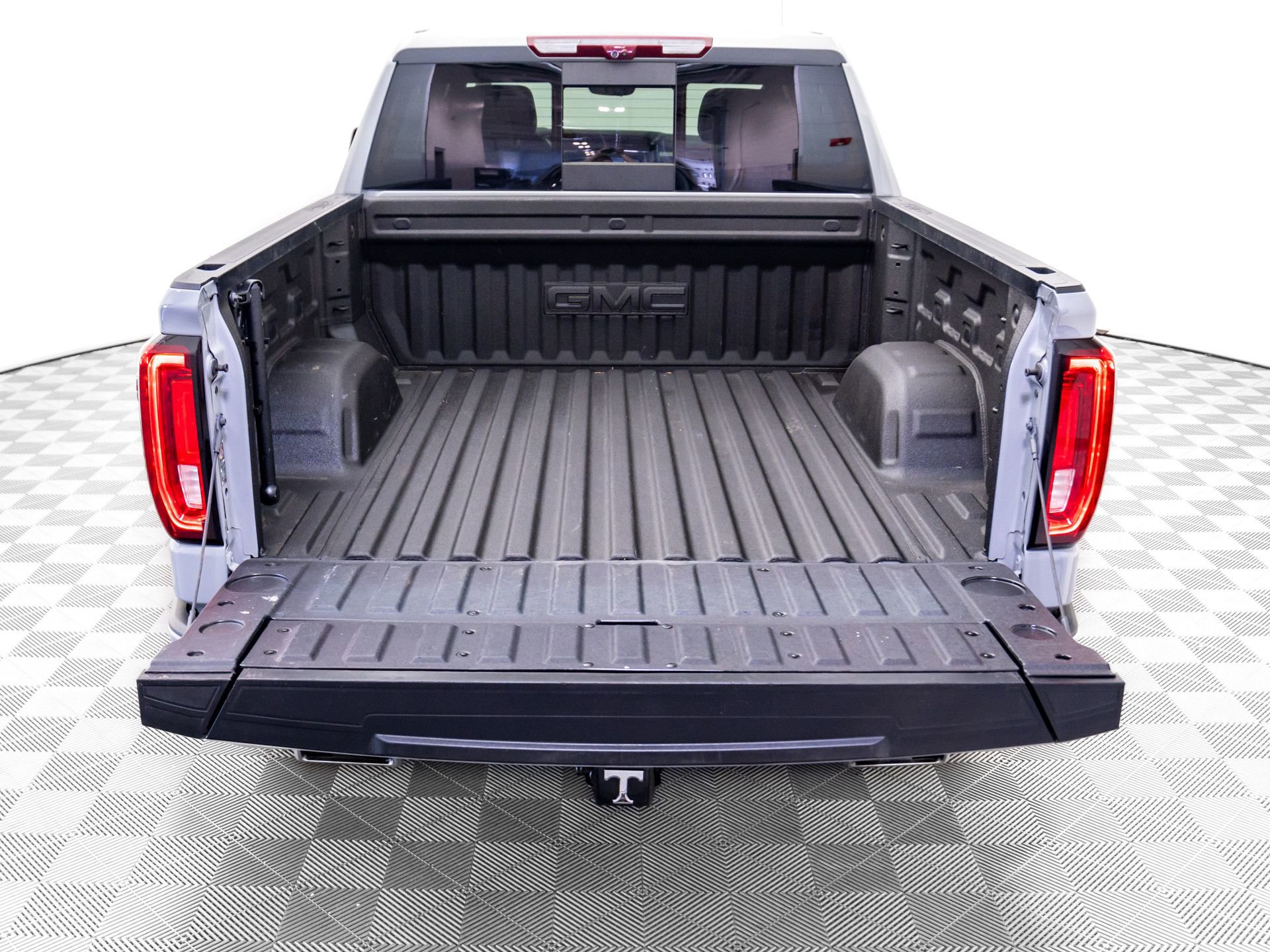 Used 2025 GMC Sierra 1500 Denali w/ Denali Reserve Package image 32