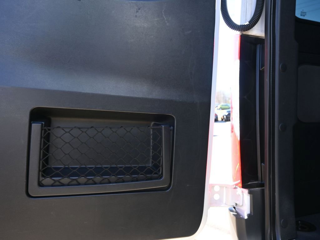 Used 2024 Mercedes-Benz Sprinter 2500 image 28