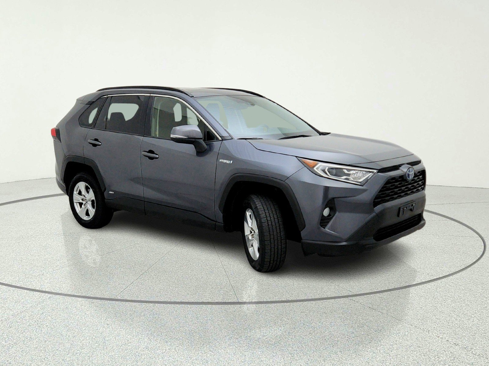 Used 2019 Toyota RAV4 XLE w/ Convenience Package AWD/4WD image 5