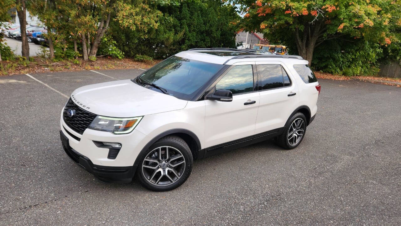 Used 2018 Ford Explorer Sport w/ Equipment Group 401A image 2