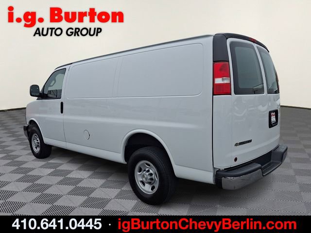 Certified 2024 Chevrolet Express 2500 w/ Driver Convenience Package image 4