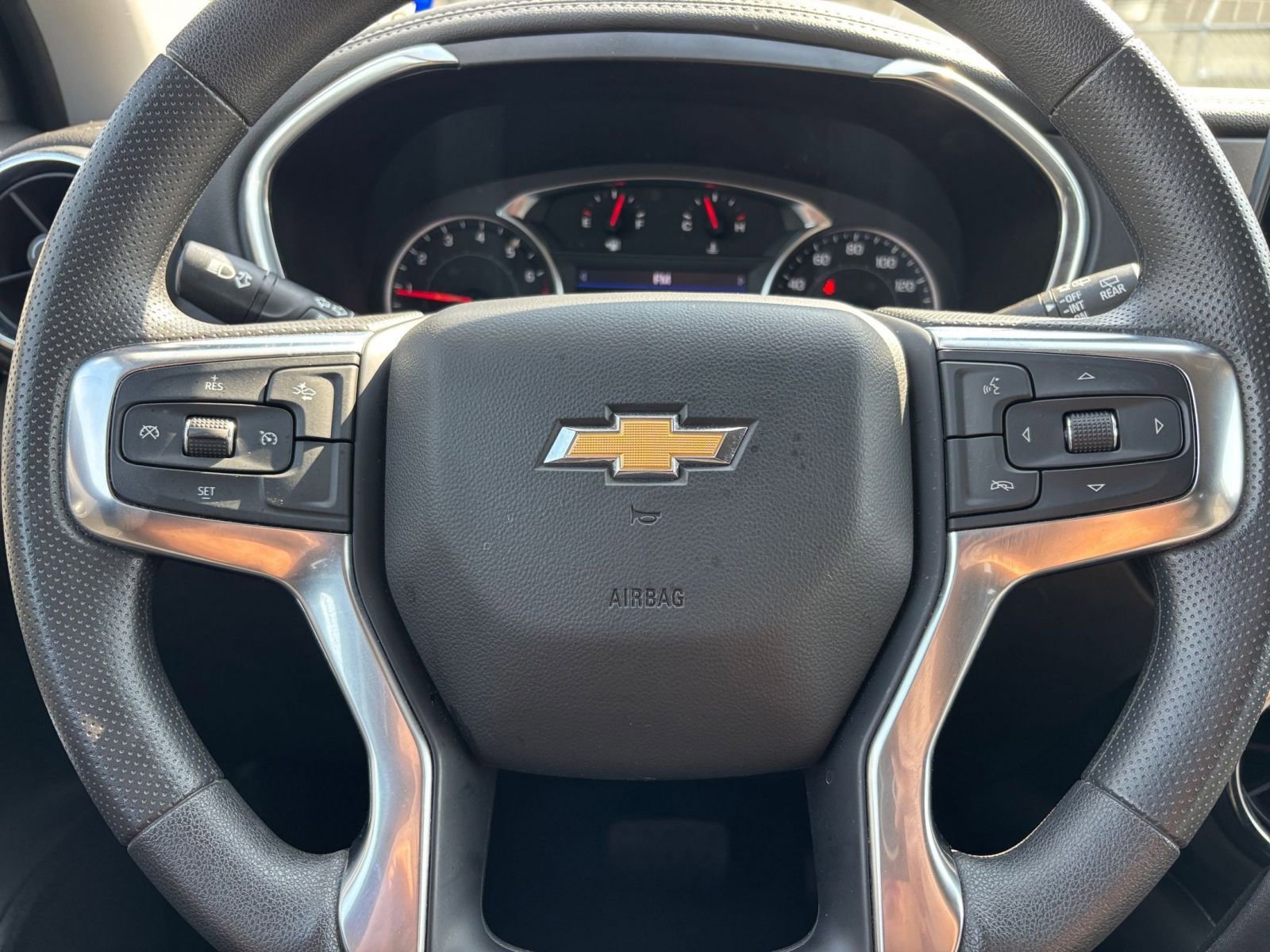 Used 2025 Chevrolet Blazer LT FWD image 29