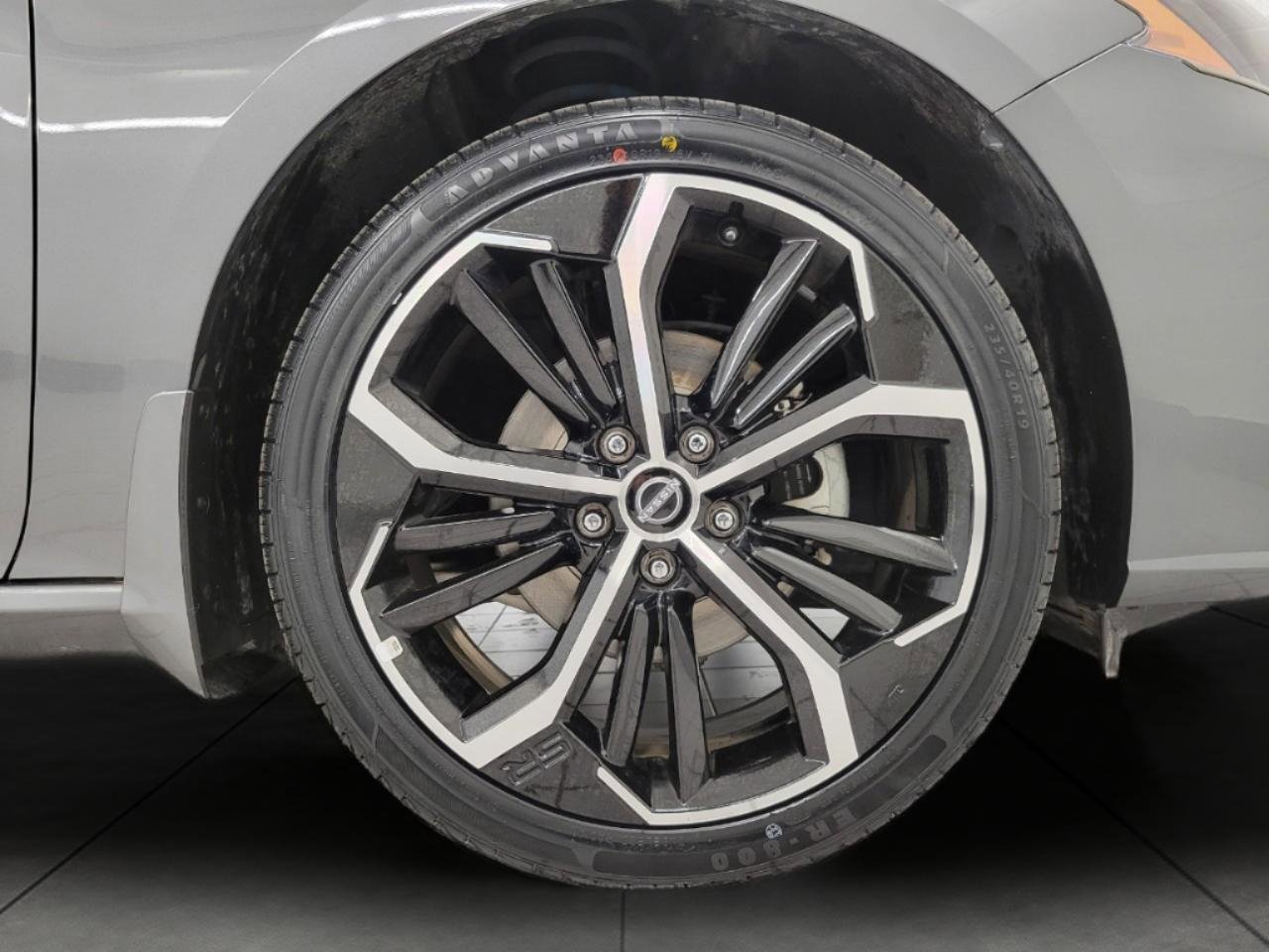 Used 2025 Nissan Altima 2.5 SR FWD image 4