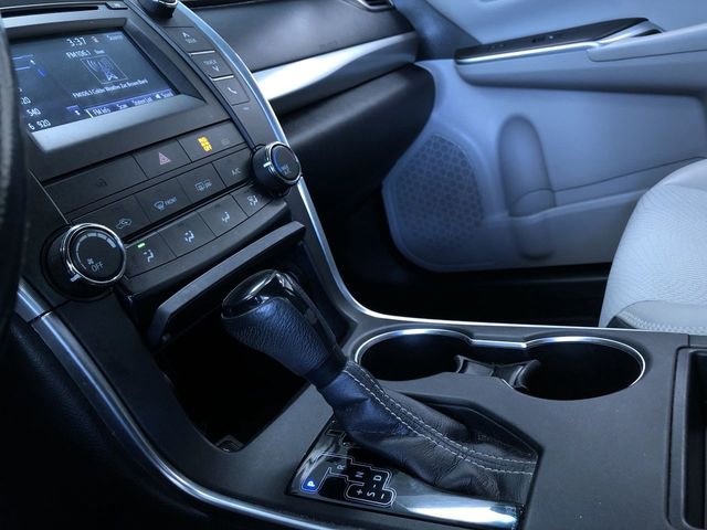 Certified 2016 Toyota Camry SE image 30