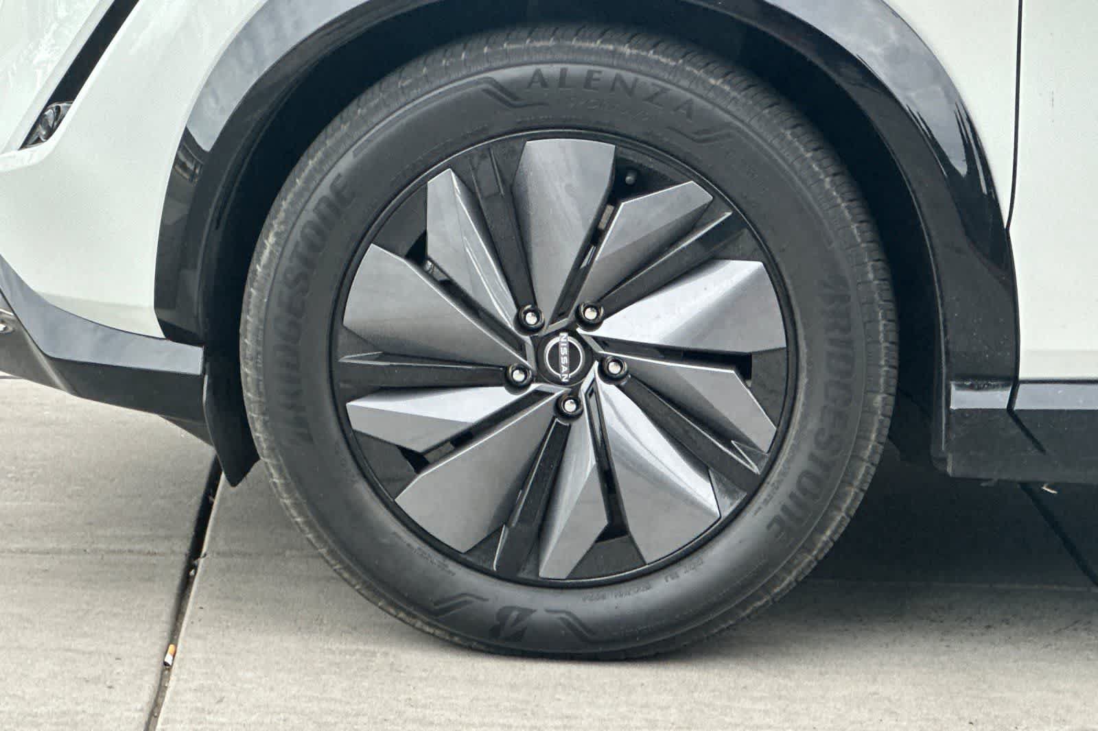 Certified 2024 Nissan Ariya FWD image 36