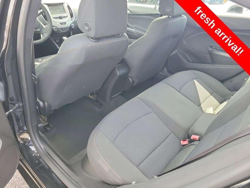 Used 2017 Chevrolet Cruze LS image 9