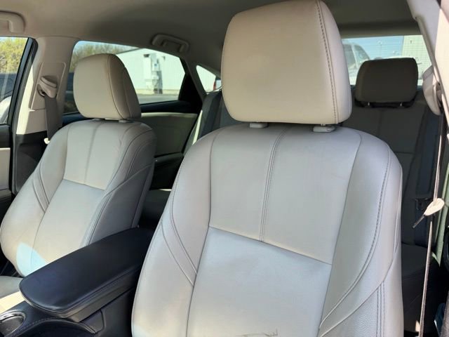 Used 2018 Toyota Avalon XLE FWD image 12