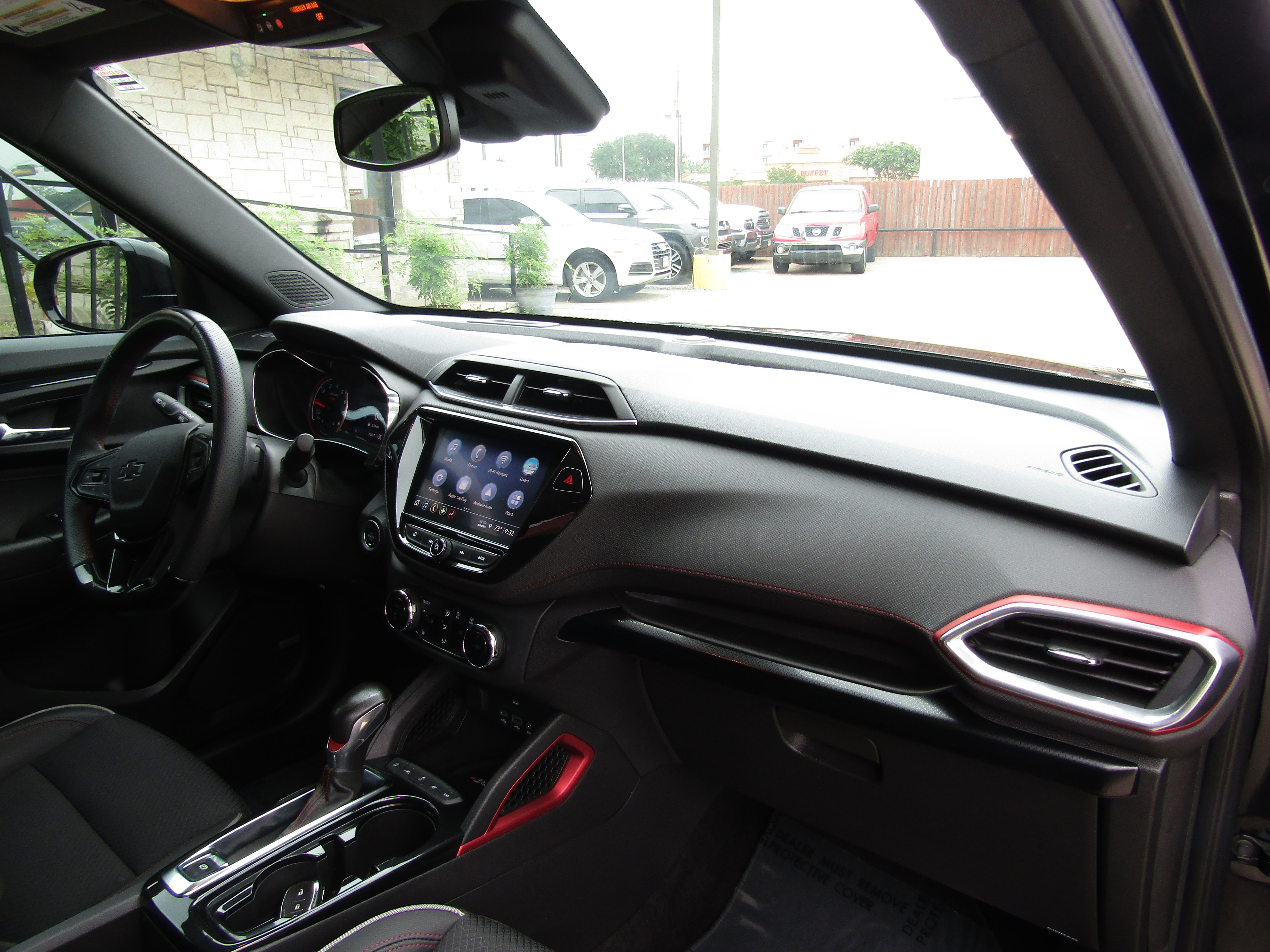 Used 2021 Chevrolet TrailBlazer RS w/ Technology Package image 10