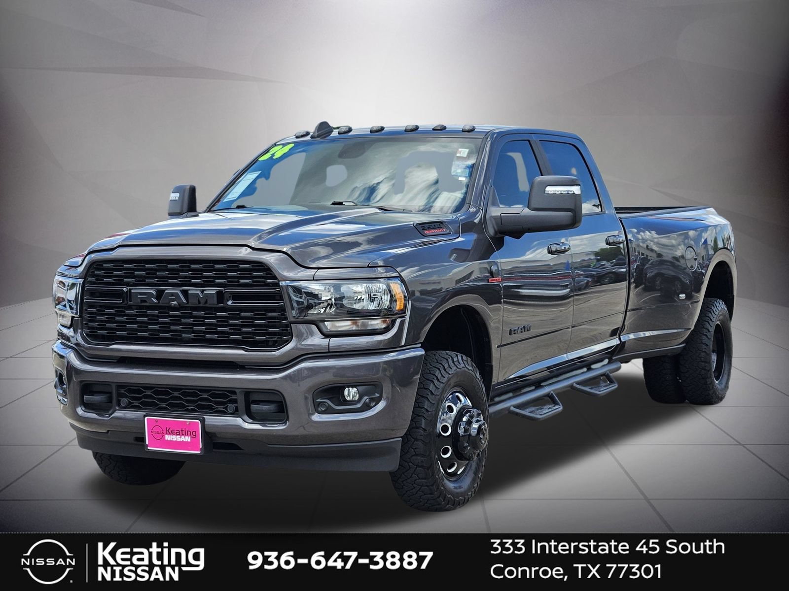 Used 2024 RAM 3500 Lone Star w/ Night Edition AWD/4WD image 4