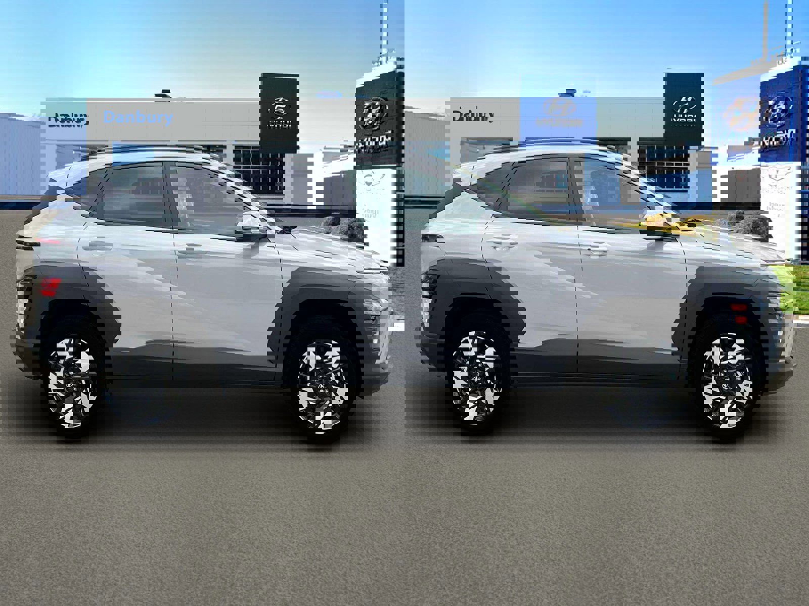 New 2024 Hyundai Kona SEL image 9