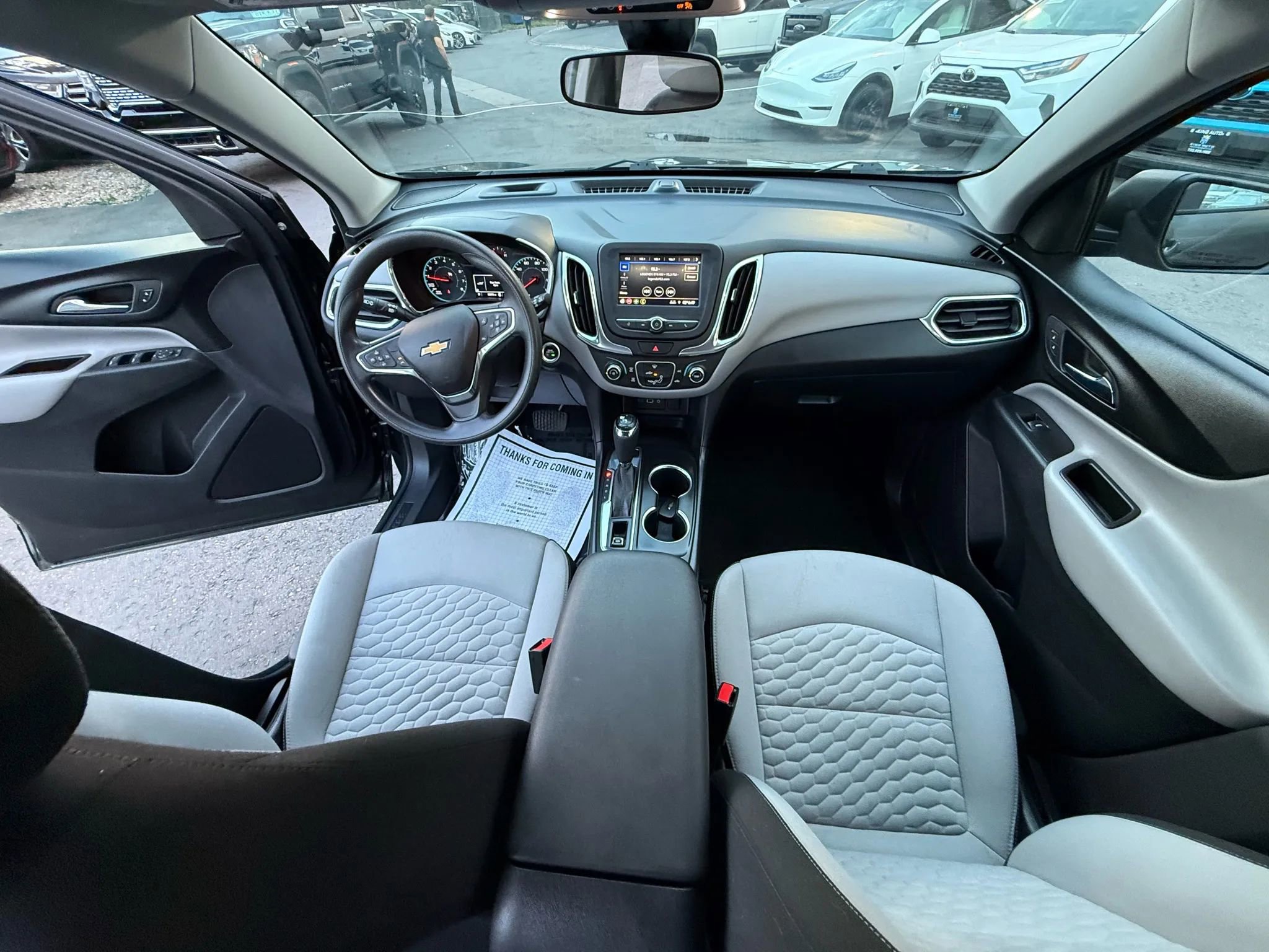 Used 2020 Chevrolet Equinox LS image 24