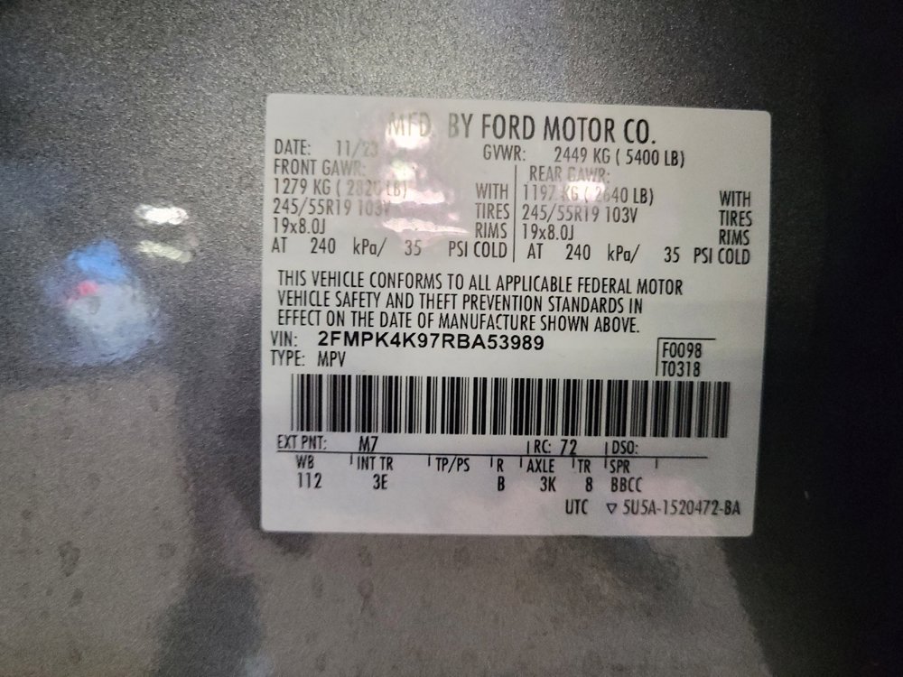 Used 2024 Ford Edge Titanium image 33