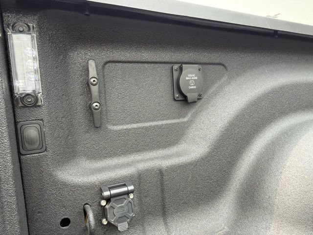 Used 2025 RAM 2500 Laramie w/ Night Edition AWD/4WD image 12
