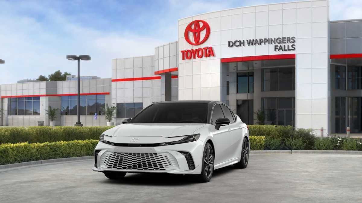 New 2026 Toyota Camry XSE w/ Premium Plus Package AWD/4WD image 21