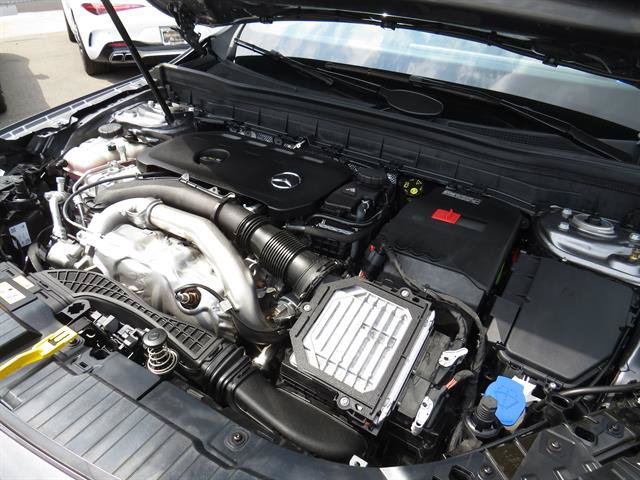 Used 2026 Mercedes-Benz GLB 250 4MATIC image 7