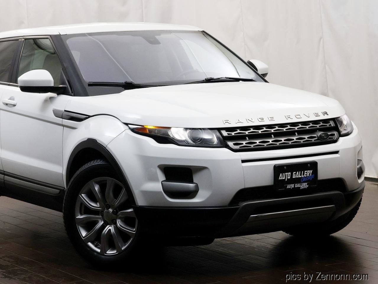 Used 2015 Land Rover Range Rover Evoque Pure AWD/4WD image 2