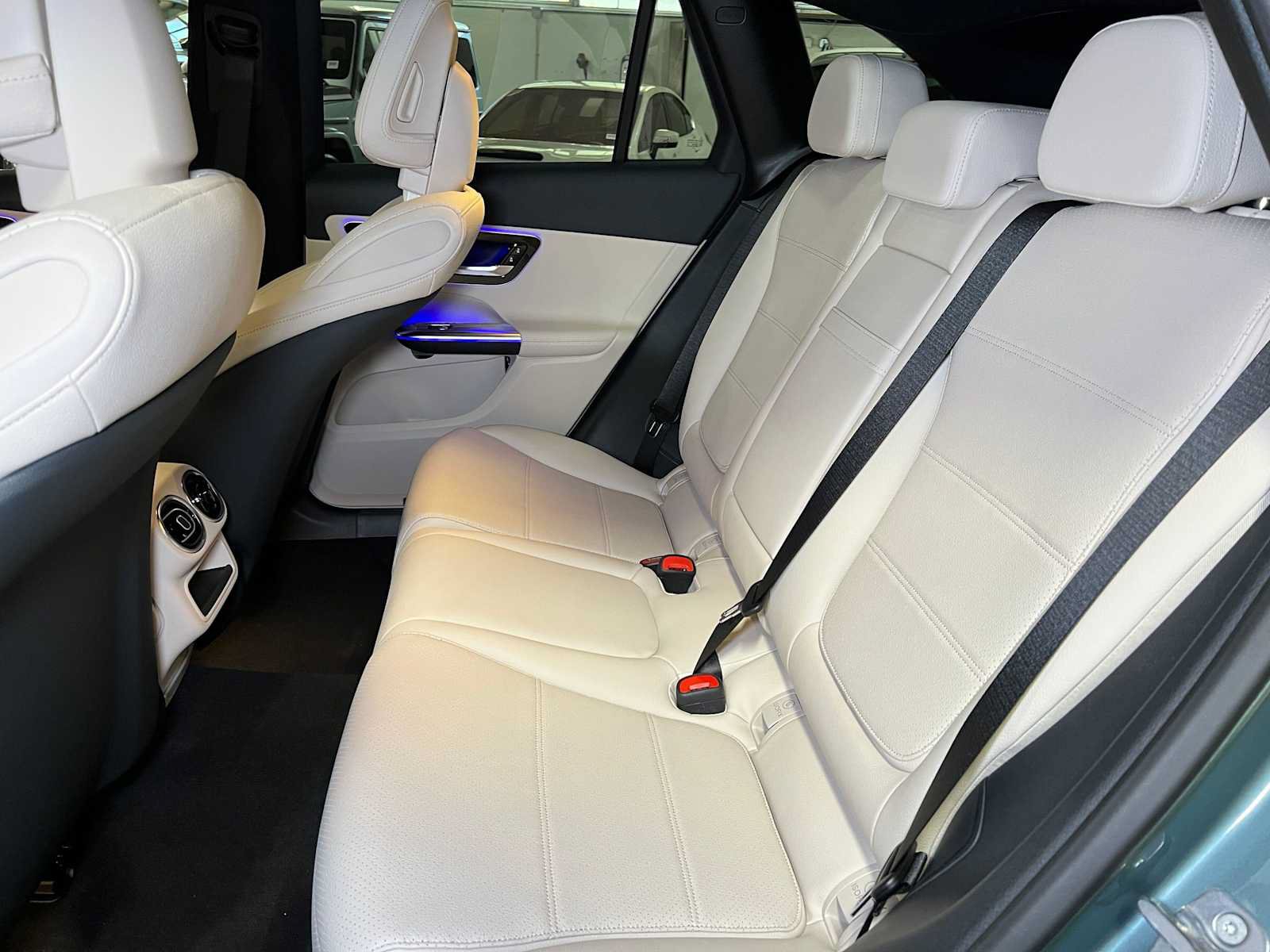 New 2027 Mercedes-Benz GLC 300 4MATIC image 20