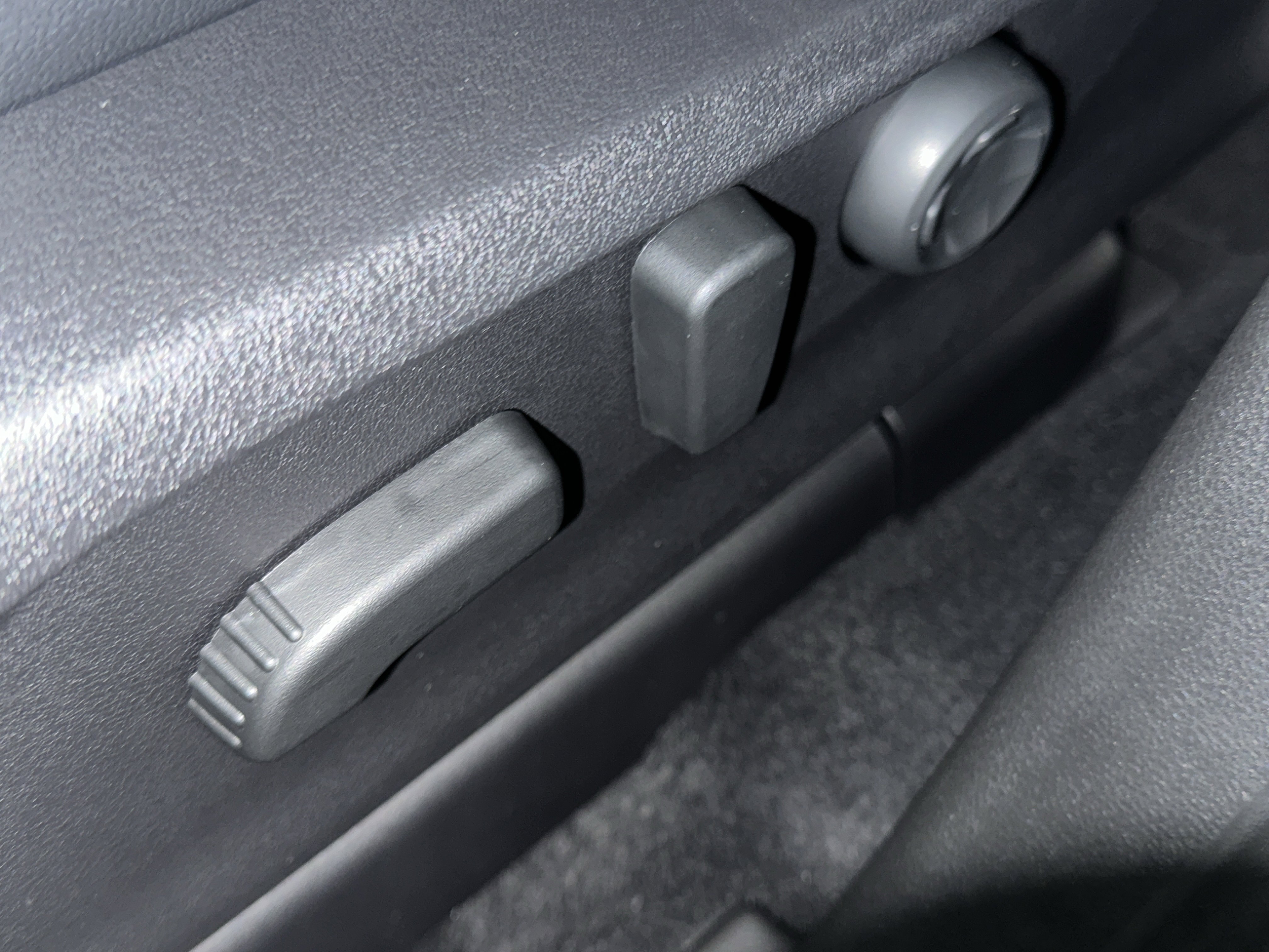 New 2025 Subaru Ascent Touring w/ Popular Package #2 image 21