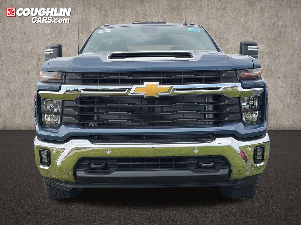 New 2026 Chevrolet Silverado 2500 LT w/ All Star Edition AWD/4WD image 8