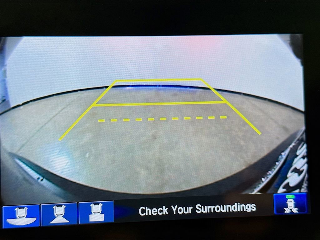 Used 2020 Honda CR-V Touring image 17